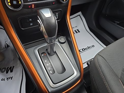 Used 2021 Ford EcoSport SE w/ SE Appearance Package image 21