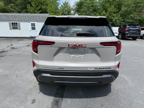 Certified 2025 GMC Terrain Elevation AWD/4WD image 4