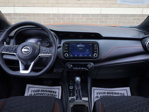 Used 2023 Nissan Kicks SR image 28