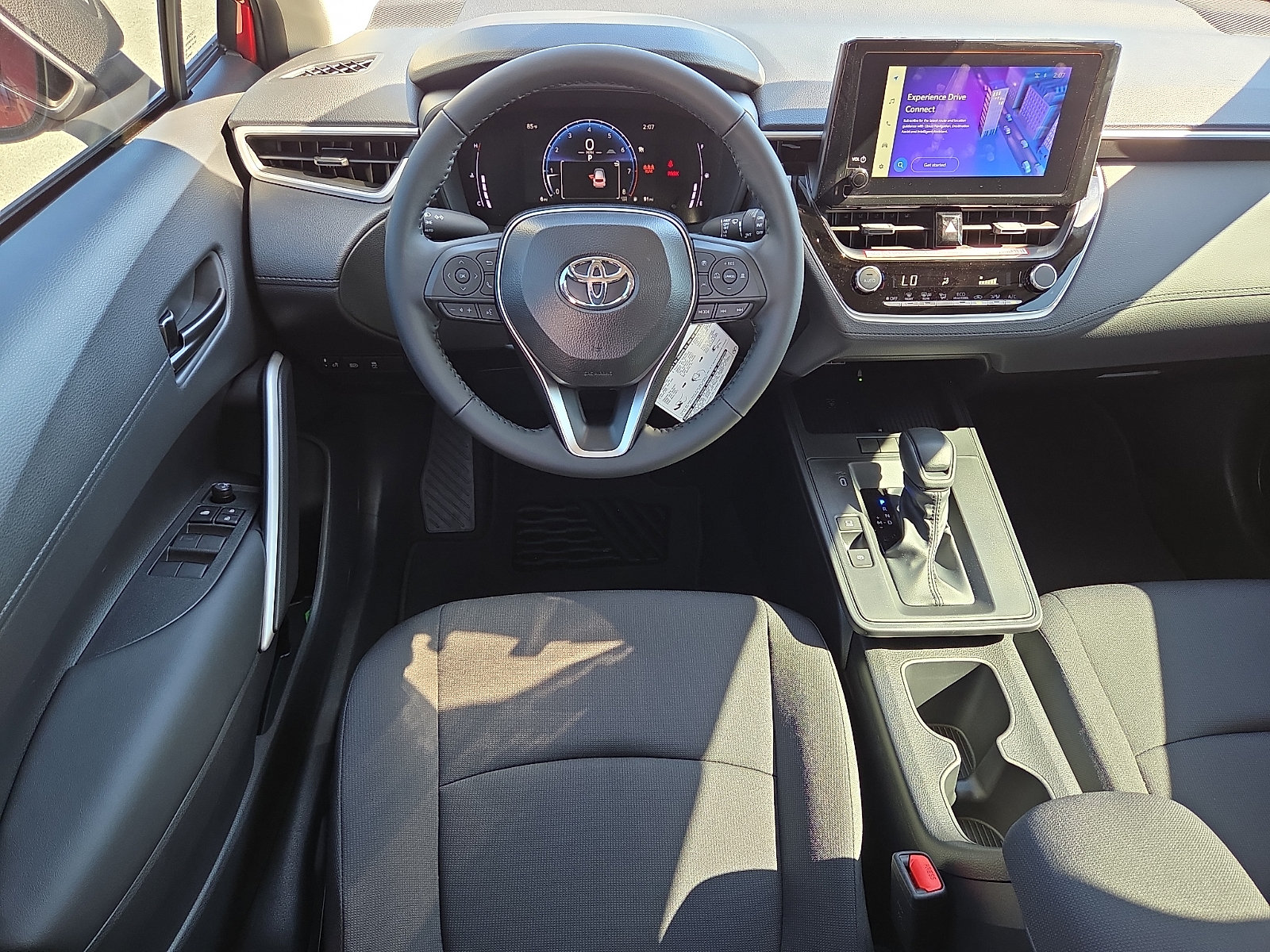 New 2026 Toyota Corolla Cross LE w/ Moonroof Package FWD image 8