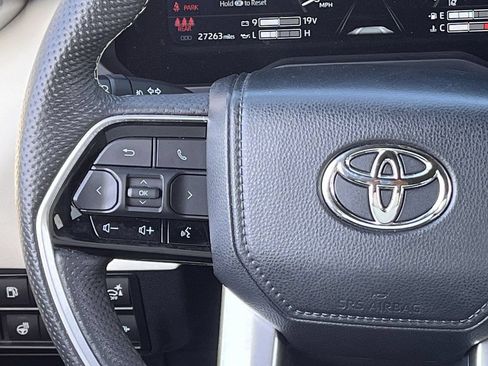 Used 2023 Toyota Tundra Capstone AWD/4WD image 12
