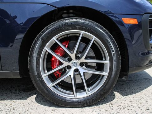 Used 2022 Porsche Macan S image 11