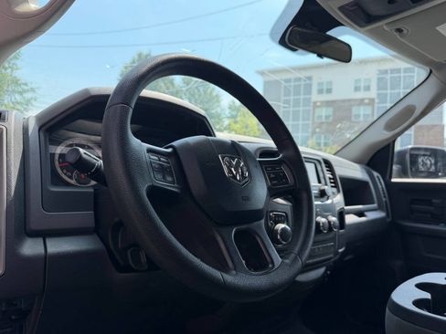 Used 2017 RAM 1500 Express w/ Black Ram 1500 Express Group AWD/4WD image 8