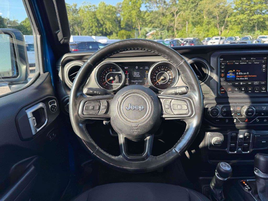 Used 2022 Jeep Gladiator Sport AWD/4WD image 25