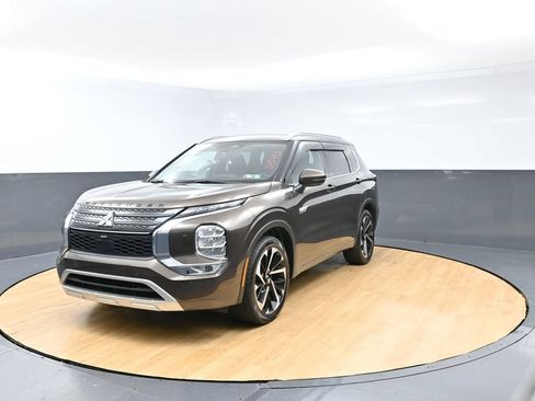 Used 2024 Mitsubishi Outlander SEL Black Edition AWD/4WD image 6