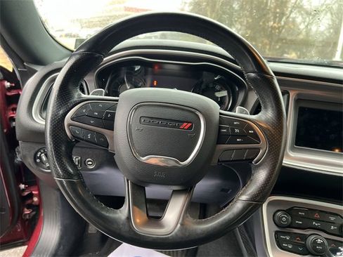 Used 2019 Dodge Challenger R/T w/ Driver Convenience Group image 14