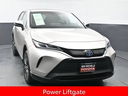 Used 2024 Toyota Venza LE AWD/4WD image 10