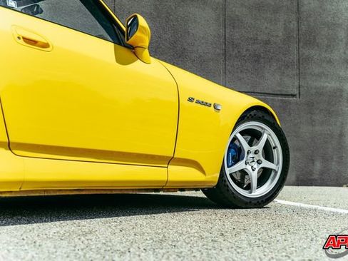 Used 2001 Honda S2000 image 29