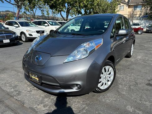 Used 2017 Nissan Leaf S w/ Charge Package FWD image 1