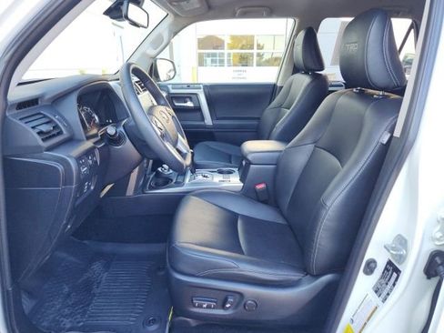Used 2023 Toyota 4Runner TRD Sport w/ Technology Package AWD/4WD image 15