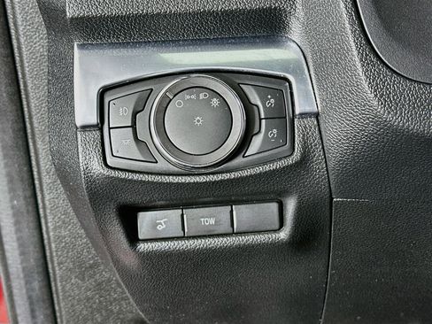 Used 2018 Ford Explorer Sport w/ Equipment Group 401A AWD/4WD image 17