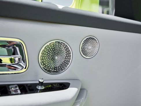 Used 2024 Rolls-Royce Cullinan image 44