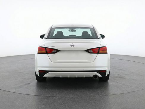 Used 2025 Nissan Altima 2.5 SV image 7