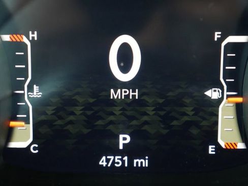 Used 2023 Jeep Gladiator Mojave w/ LED Lighting Group AWD/4WD image 8