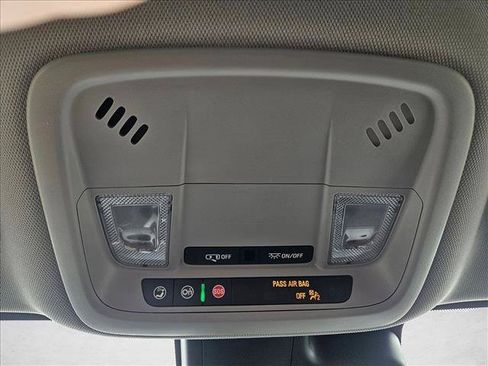 Used 2025 Chevrolet Malibu LT FWD image 14