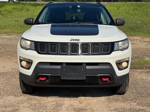 Used 2019 Jeep Compass Trailhawk AWD/4WD image 8