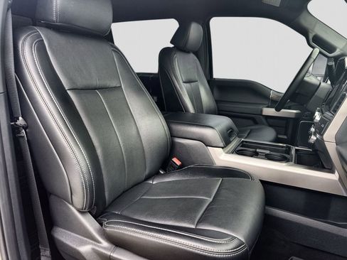 Certified 2022 Ford F250 Lariat w/ Tremor Off-Road Package image 46