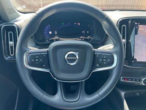 Used 2023 Volvo XC40 B5 Plus w/ Driver Assist Package AWD/4WD image 14