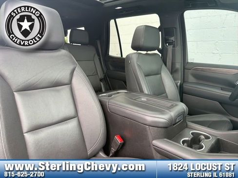 Used 2022 Chevrolet Tahoe LT w/ LT Signature Plus Package AWD/4WD image 12