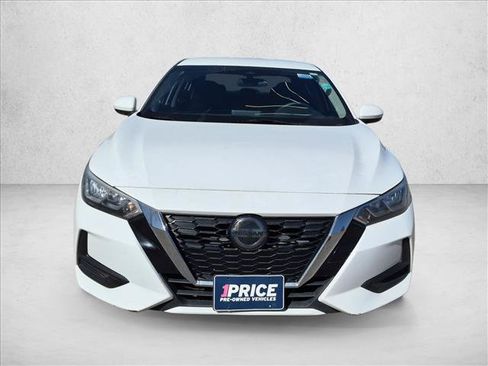 Used 2020 Nissan Sentra S FWD image 2
