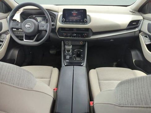 Certified 2023 Nissan Rogue SV FWD image 19