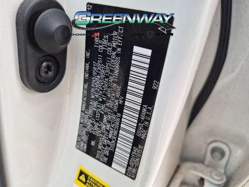 Used 2012 Toyota Highlander FWD image 25