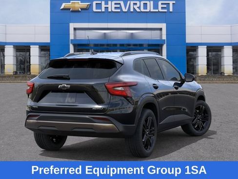 New 2026 Chevrolet Trax ACTIV w/ Sunroof Package FWD image 5