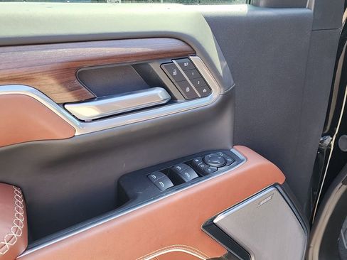 New 2026 GMC Sierra 2500 Denali Ultimate image 15