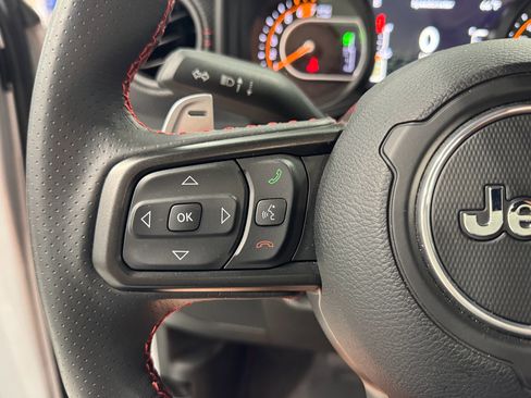 Used 2024 Jeep Wrangler Rubicon 392 image 32