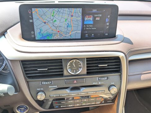 Used 2020 Lexus RX 450h AWD w/ Premium Package image 28