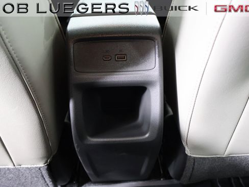 Certified 2024 Buick Envista Avenir FWD image 17