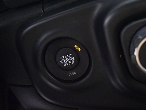 Used 2022 Jeep Wrangler Unlimited Sahara w/ LED Lighting Group AWD/4WD image 36