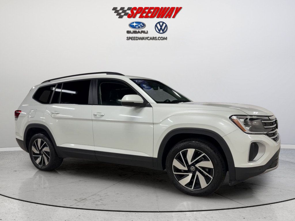 Certified 2026 Volkswagen Atlas SE AWD/4WD image 3