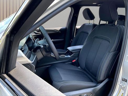 New 2026 Jeep Grand Cherokee Laredo RWD image 17