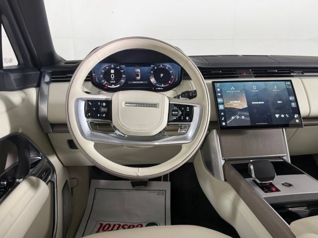 Used 2025 Land Rover Range Rover Long Wheelbase Autobiography AWD/4WD image 26