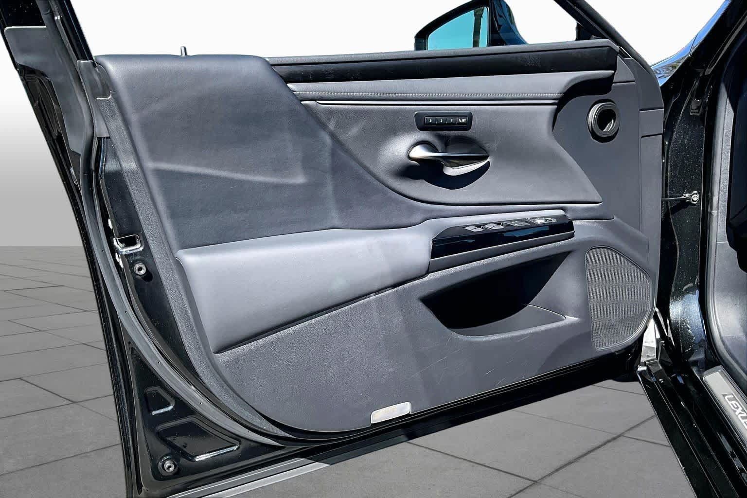 Certified 2024 Lexus ES 350 w/ Premium Package FWD image 20
