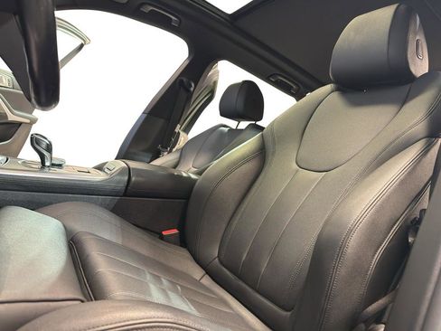 Used 2019 BMW X5 xDrive40i w/ Convenience Package AWD/4WD image 14