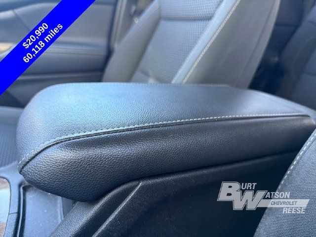 Used 2021 GMC Acadia SLE w/ Driver Convenience Package FWD image 28