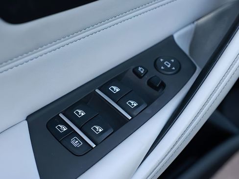 Used 2023 BMW M5 Competition w/ Competition Package image 25