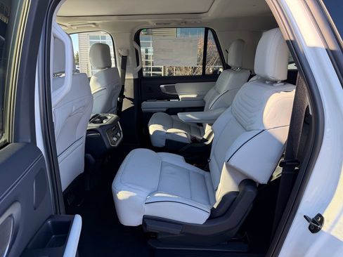 New 2025 Ford Expedition Max Platinum w/ Platinum Ultimate Package image 22