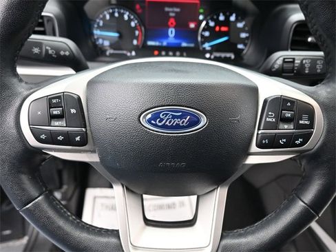 Used 2024 Ford Explorer XLT w/ Equipment Group 202A image 19