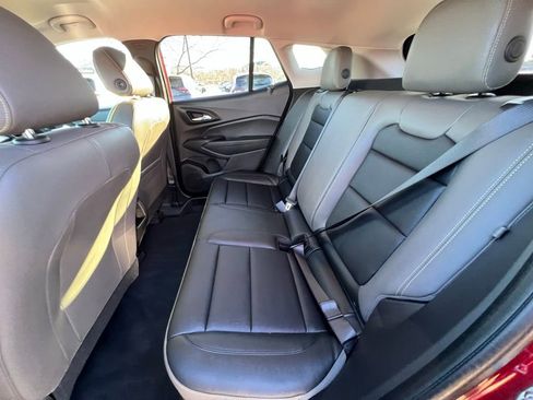 Used 2024 Chevrolet Trax ACTIV w/ Driver Confidence Package image 19