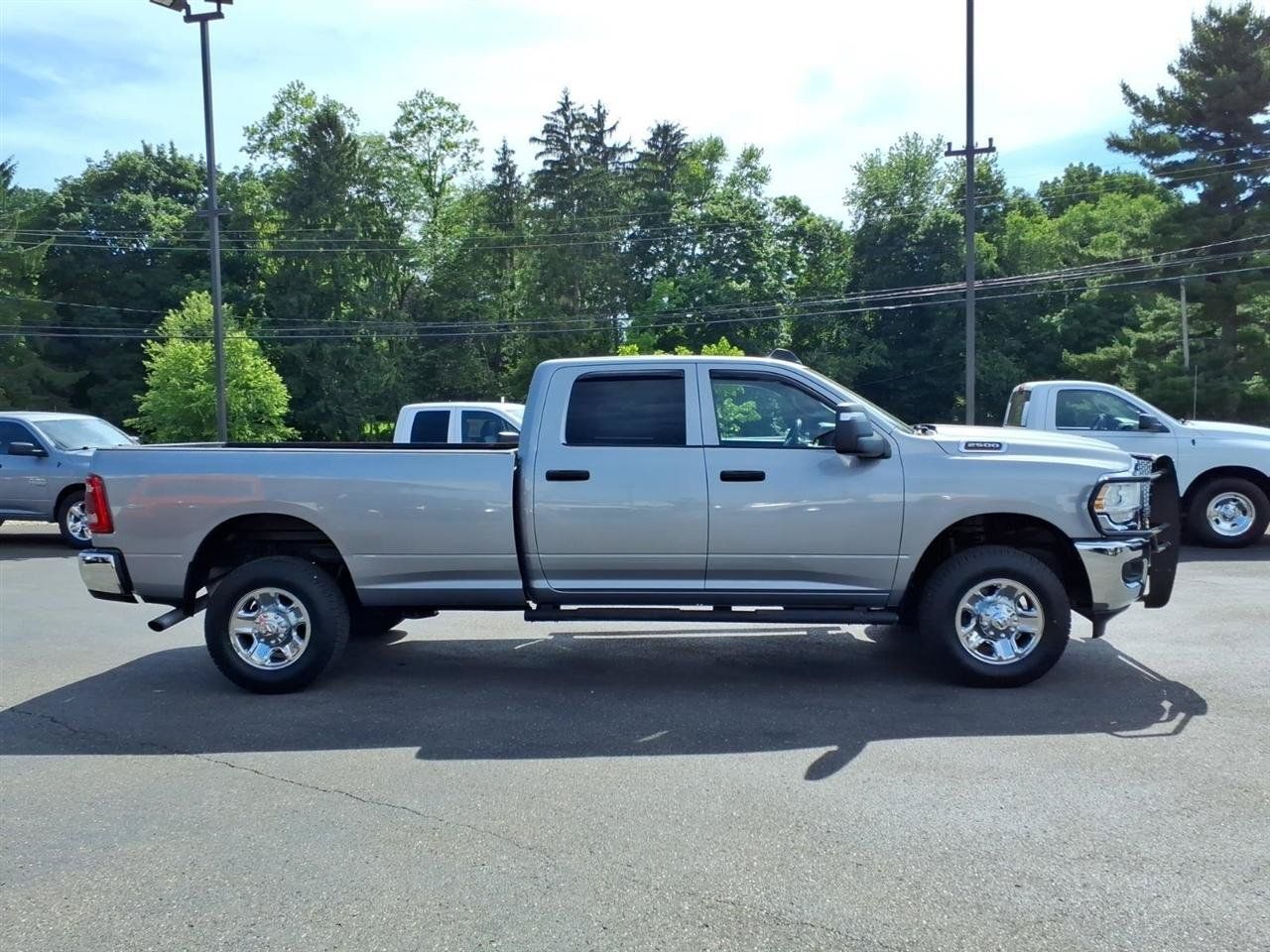 Used 2023 RAM 2500 Tradesman w/ Safety Group AWD/4WD image 4