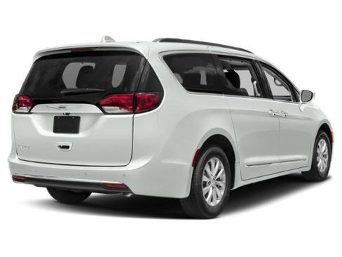 Used 2018 Chrysler Pacifica Touring-L Plus w/ Advanced Safetytec Group FWD image 2