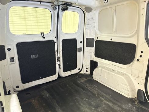 Used 2015 Nissan NV200 S w/ Back Door Glass Package image 21