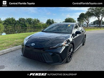 Used 2025 Toyota Camry SE w/ Multimedia Upgrade Package
