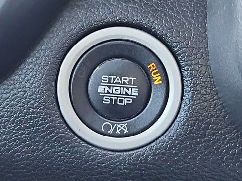 Used 2021 RAM 2500 Big Horn image 36