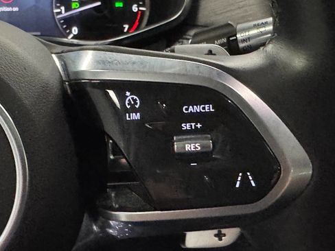 Used 2021 Jaguar F-PACE S image 29