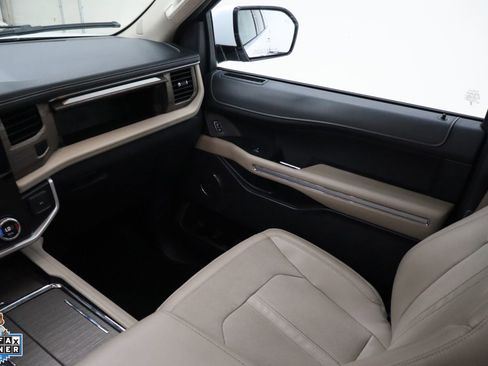 Used 2024 Ford Expedition Max Limited RWD image 23