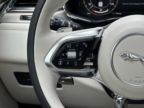 New 2026 Jaguar F-PACE R-Dynamic S image 27